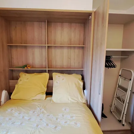 Appartement Studio centre avec parking et vue